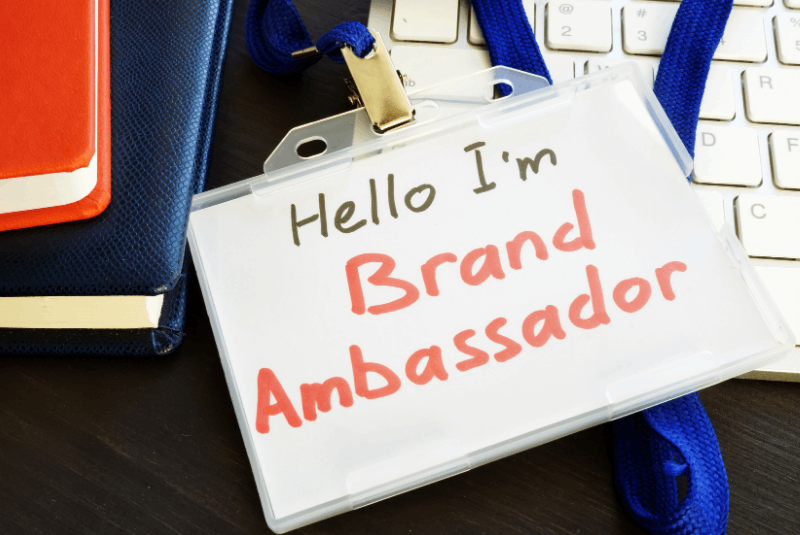 4 Steps To Convert Your Visitors Into Brand Ambassadors [Infographic]
